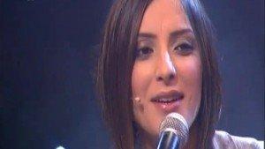 Gül Düşer Gülün Üstüne Do Re Mi Notaları